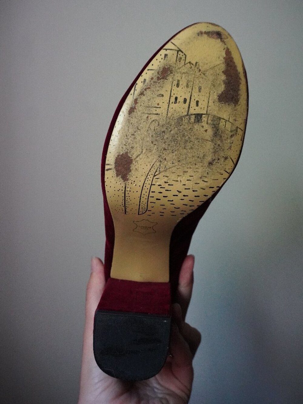Bella Vita Red Burgundy Velvet Chunky Heel Shoes Size 11W Leather Sole - Picture 6 of 6